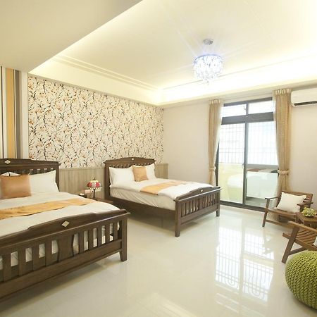 Mrs. Zhuang Homestay Hualien City Ngoại thất bức ảnh