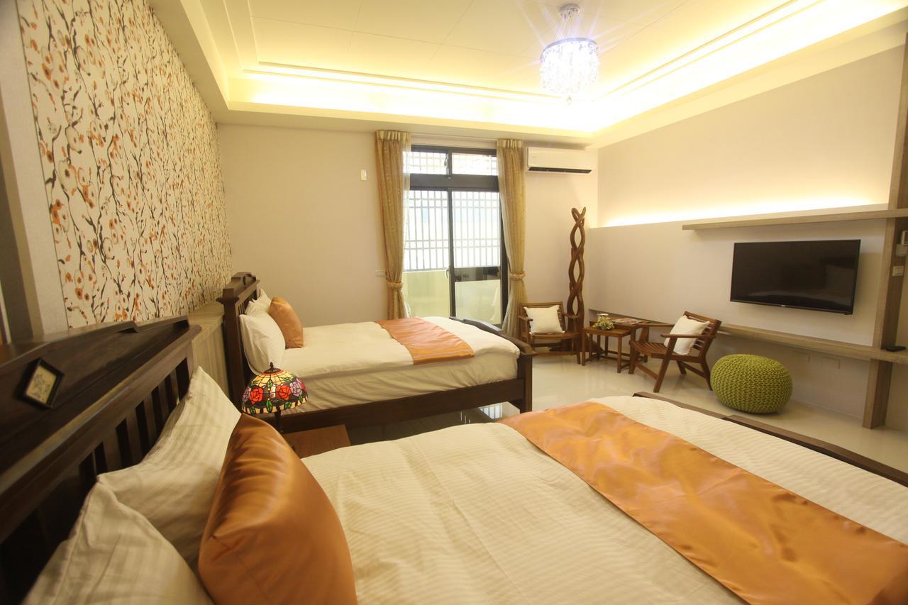 Mrs. Zhuang Homestay Hualien City Ngoại thất bức ảnh