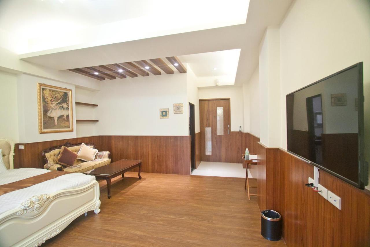 Mrs. Zhuang Homestay Hualien City Ngoại thất bức ảnh